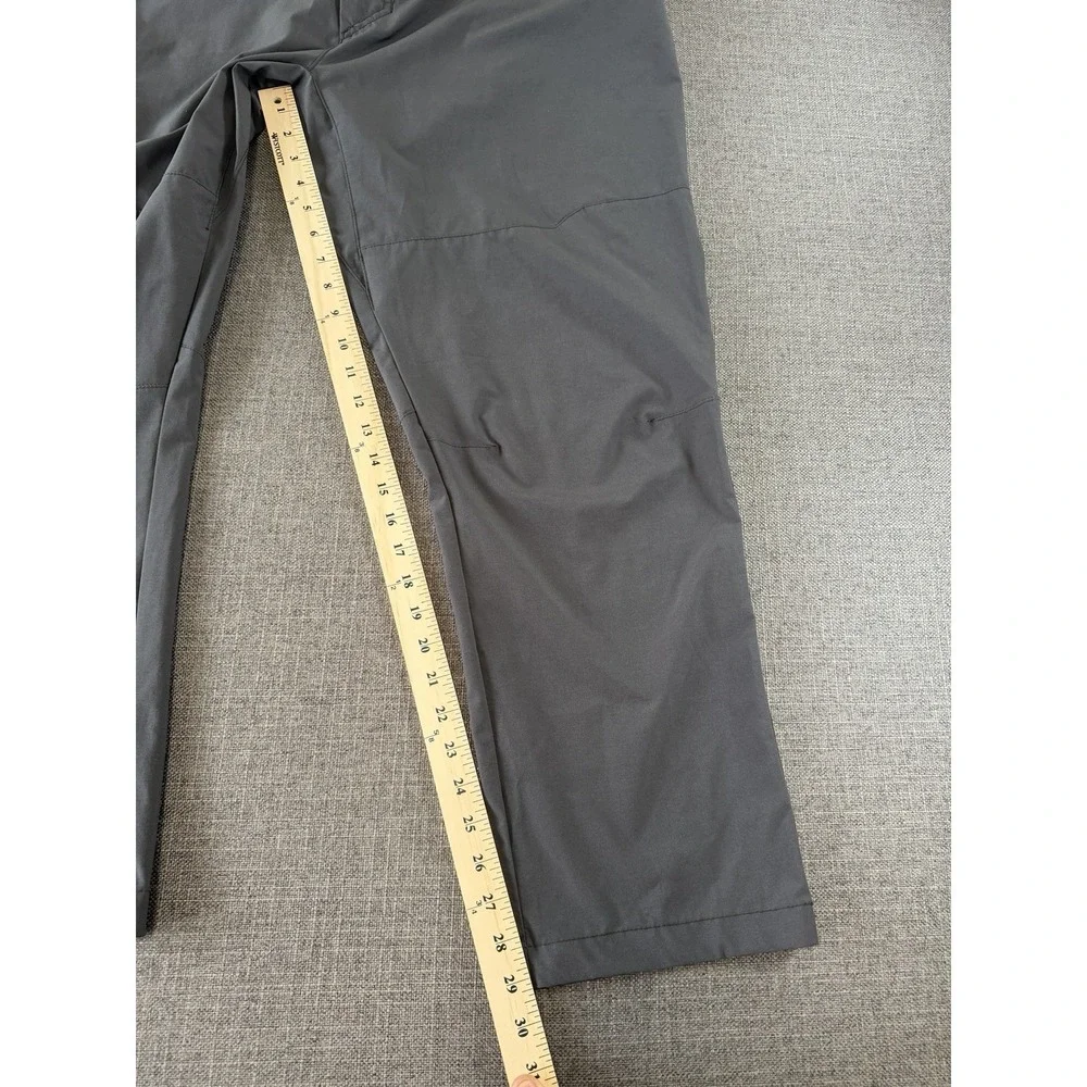 The North Face Men's Hiking Pants Gray 42x30 Short Outdoor Lightweight Nylon